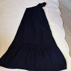 NWOT Evereve One Shoulder Maxi Dress